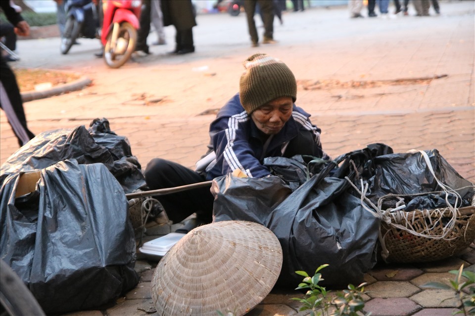 Hiện hữu và sở hữu